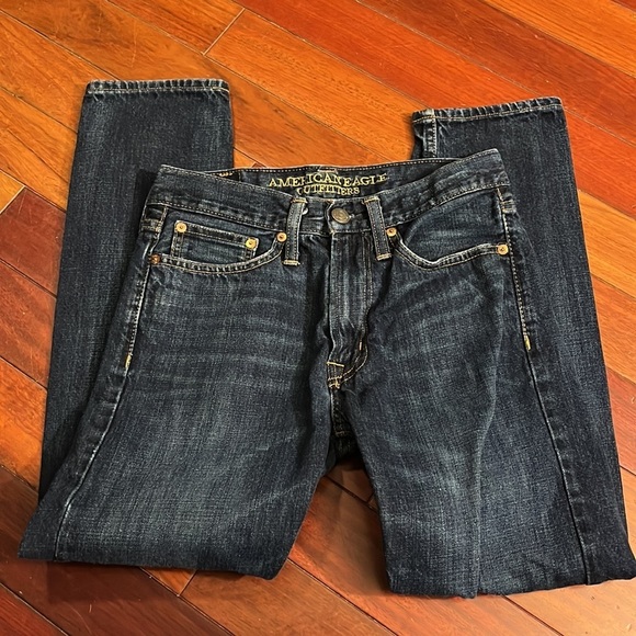 American Eagle  🦅 Outfitters Original Taper Jeans size 26x28 - Picture 2 of 5